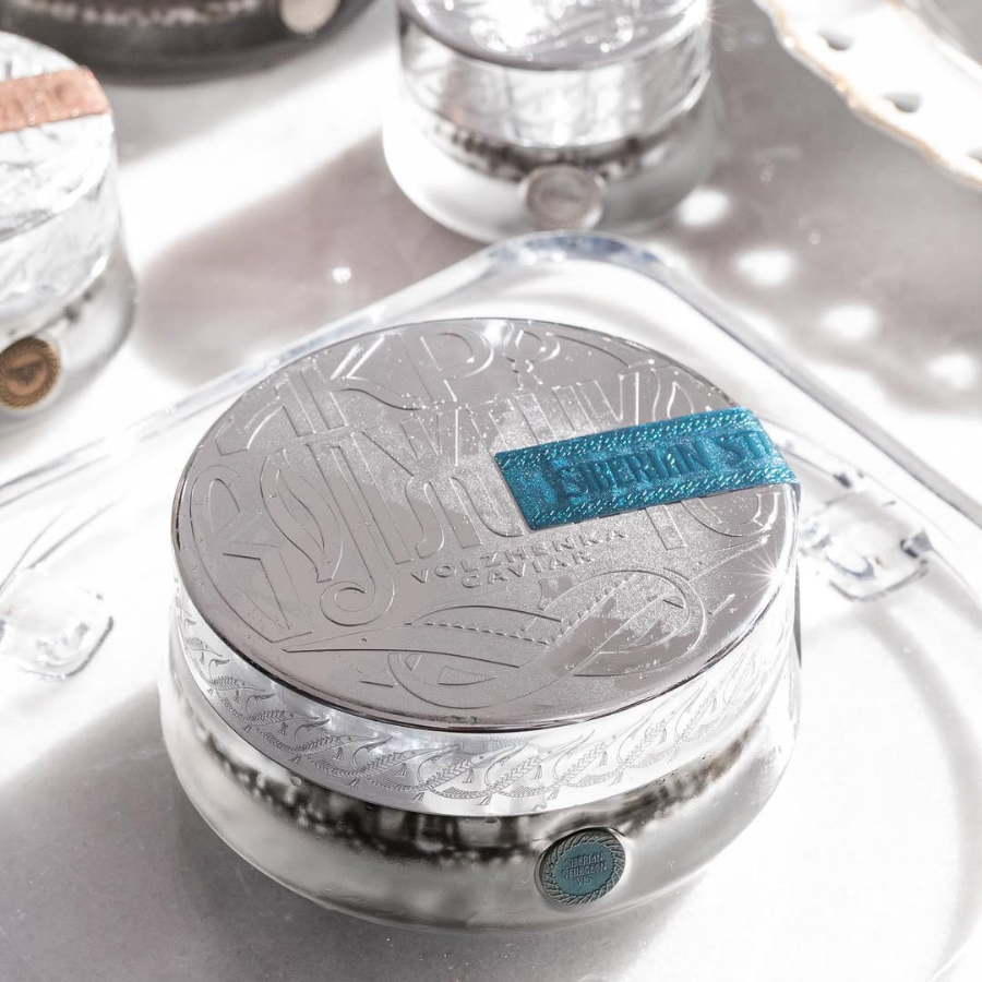 What to bring for dinner: gifting like a perfect guest